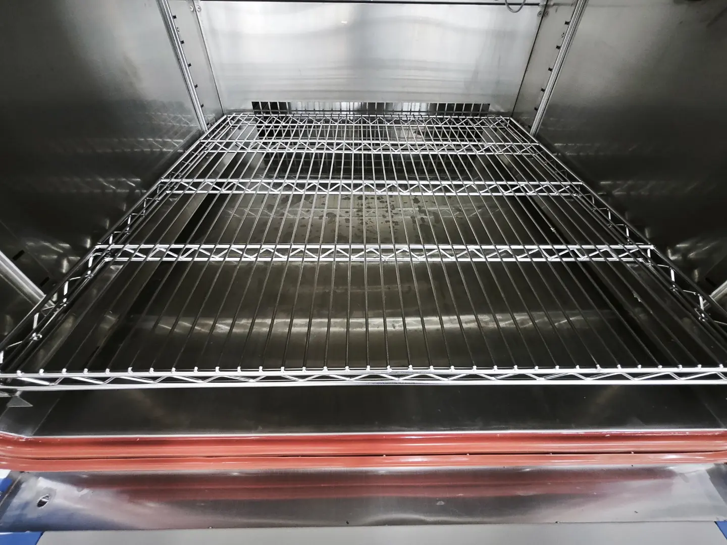 sci-stainless-steel-test-chamber-interior