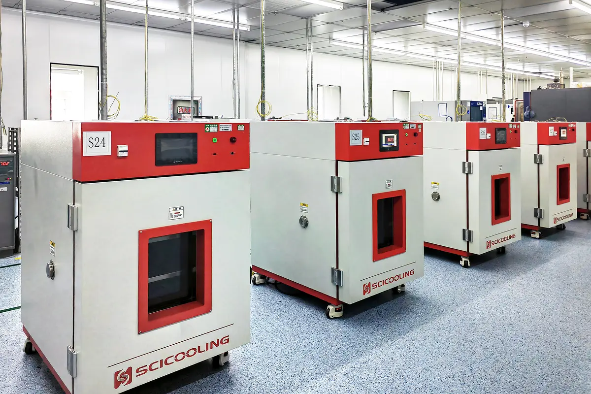 SCICOOLING High-temperature chamber series — SP2809–SP2813