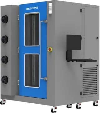 Split-type SSD test chamber with a separate refrigeration module