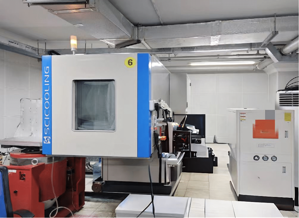 Complex combined environmental test chamber installed in Beijing