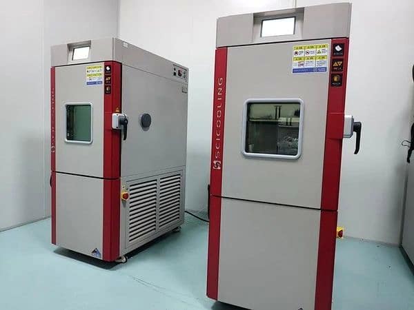 Two SCI high and low temperature chambers used for aerospace environmental screening