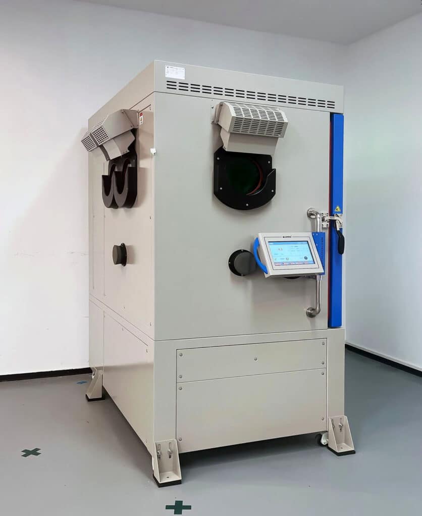 SCICOOLING LiDAR chamber with signal-transparent test interface