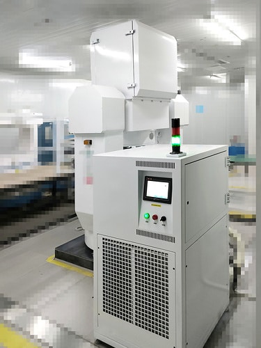 Control and refrigeration cabinet for a dual-axis rotary chamber